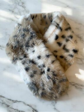 Cozy Faux Fur Button Scarf – Snow Leopard Print (World Market)